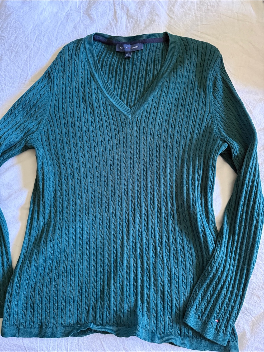 Tommy Hilfiger Green Cable-Knit V-Neck Sweater